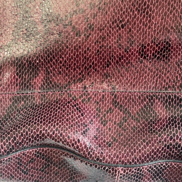 Cole Haan Tote EUC - Picture 5 of 15